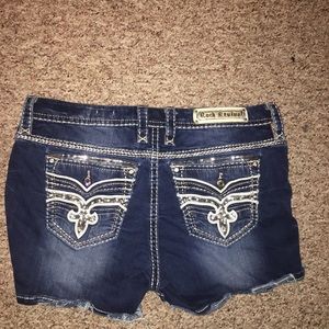 DO NOT BUY SOLD ON MERCARI